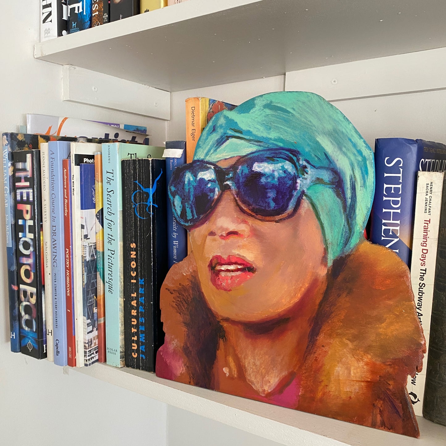 Shirley Bassey – The Velvet Hurricane